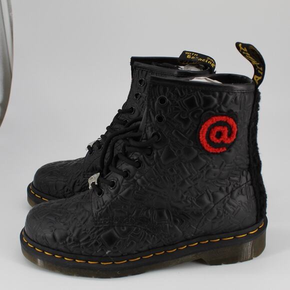 DOC DR. MARTENS X BEARBRICK MEDICOM TOY 1460 BOOTS SIZE 7UK PREOWED WITH BOX main image 9